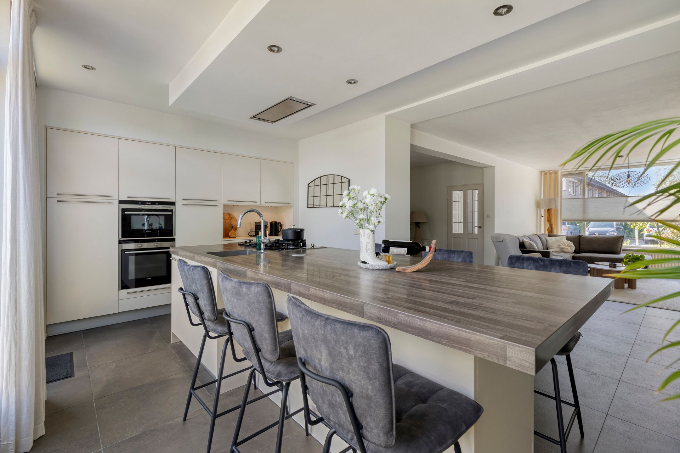 Foto 12 van Trompstraat 17