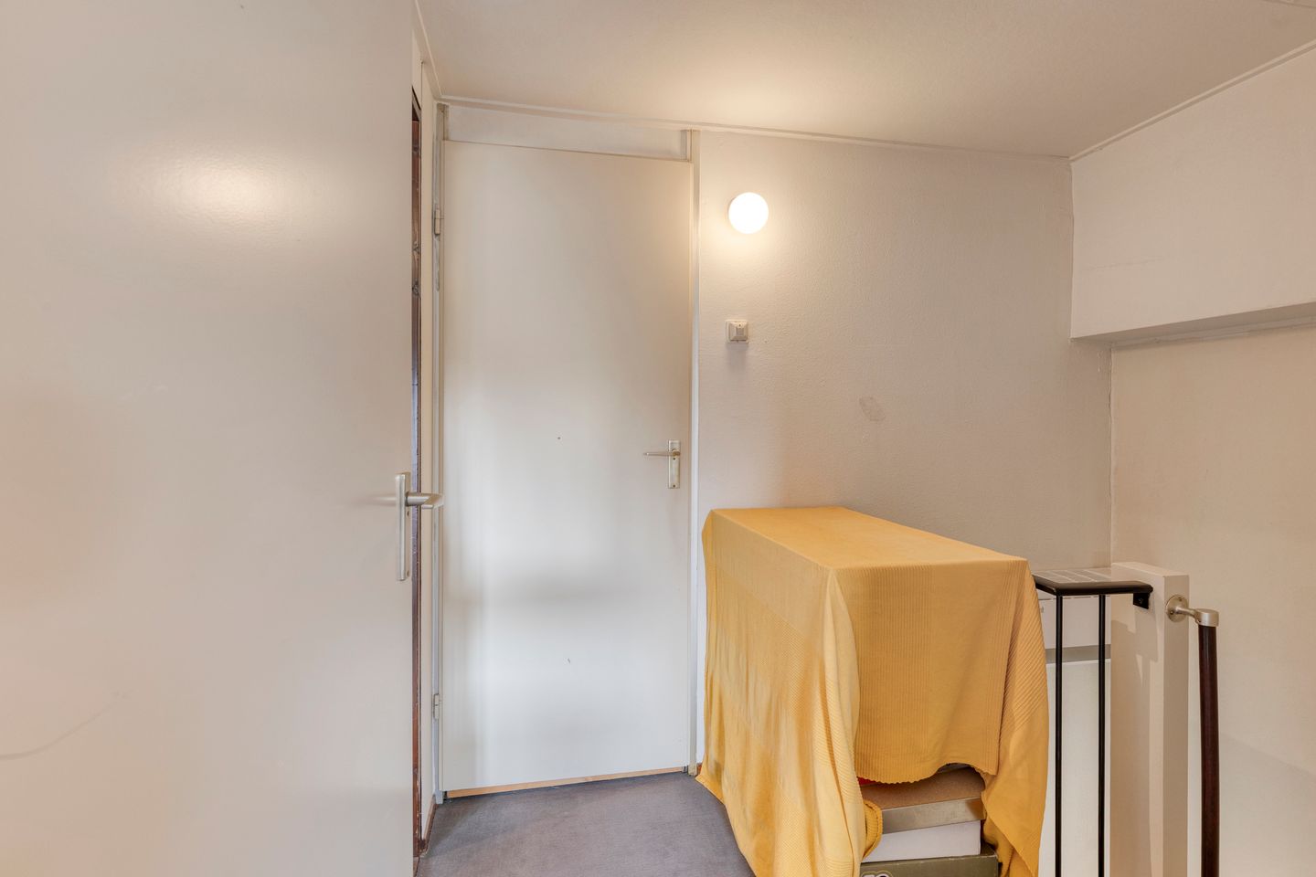 Spacious Family Home in Green Hanevoet Neighborhood of Eindhoven — 25