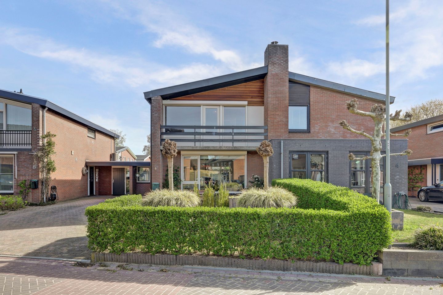 Foto 10 van van der Marckstraat 6