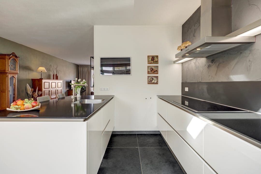 Foto 28 van van der Marckstraat 6