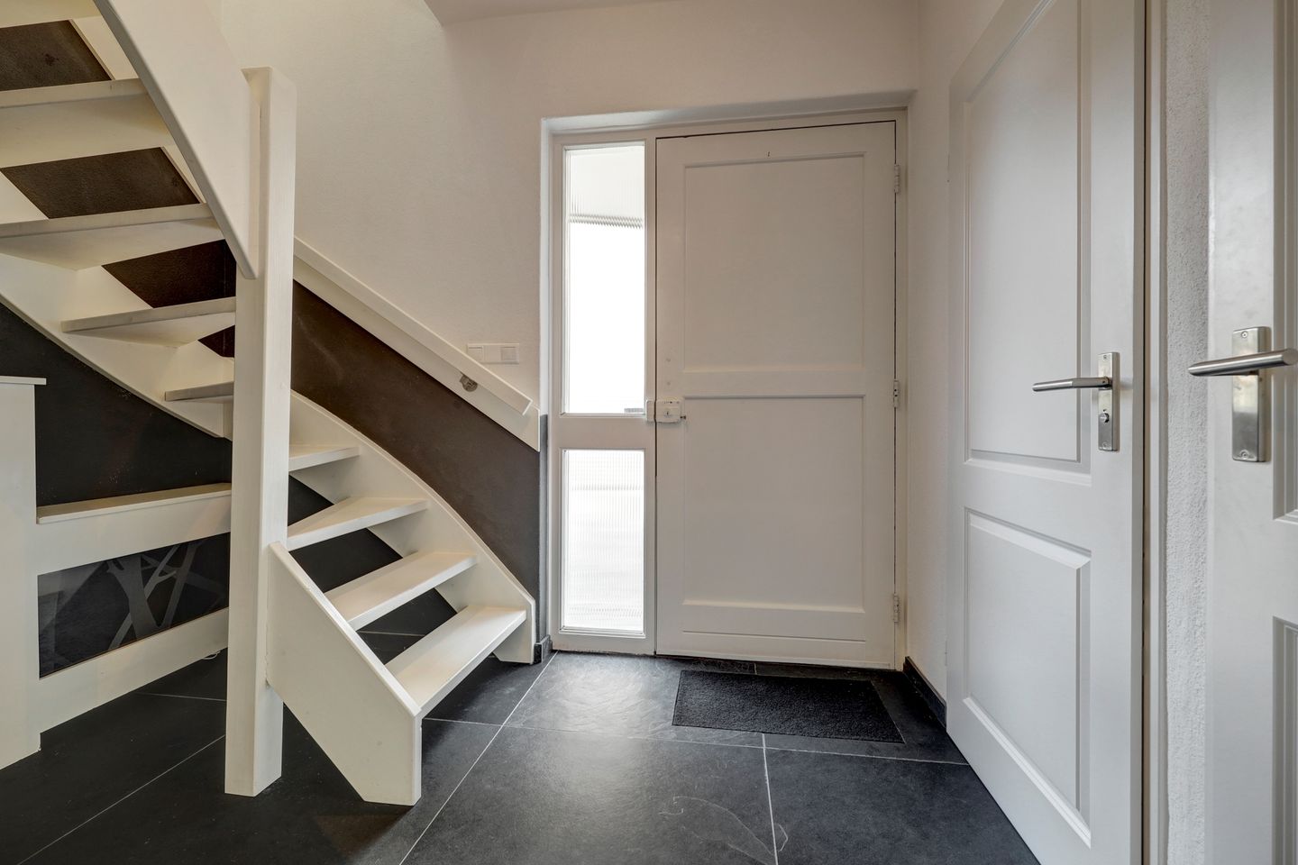 Foto 34 van van der Marckstraat 6