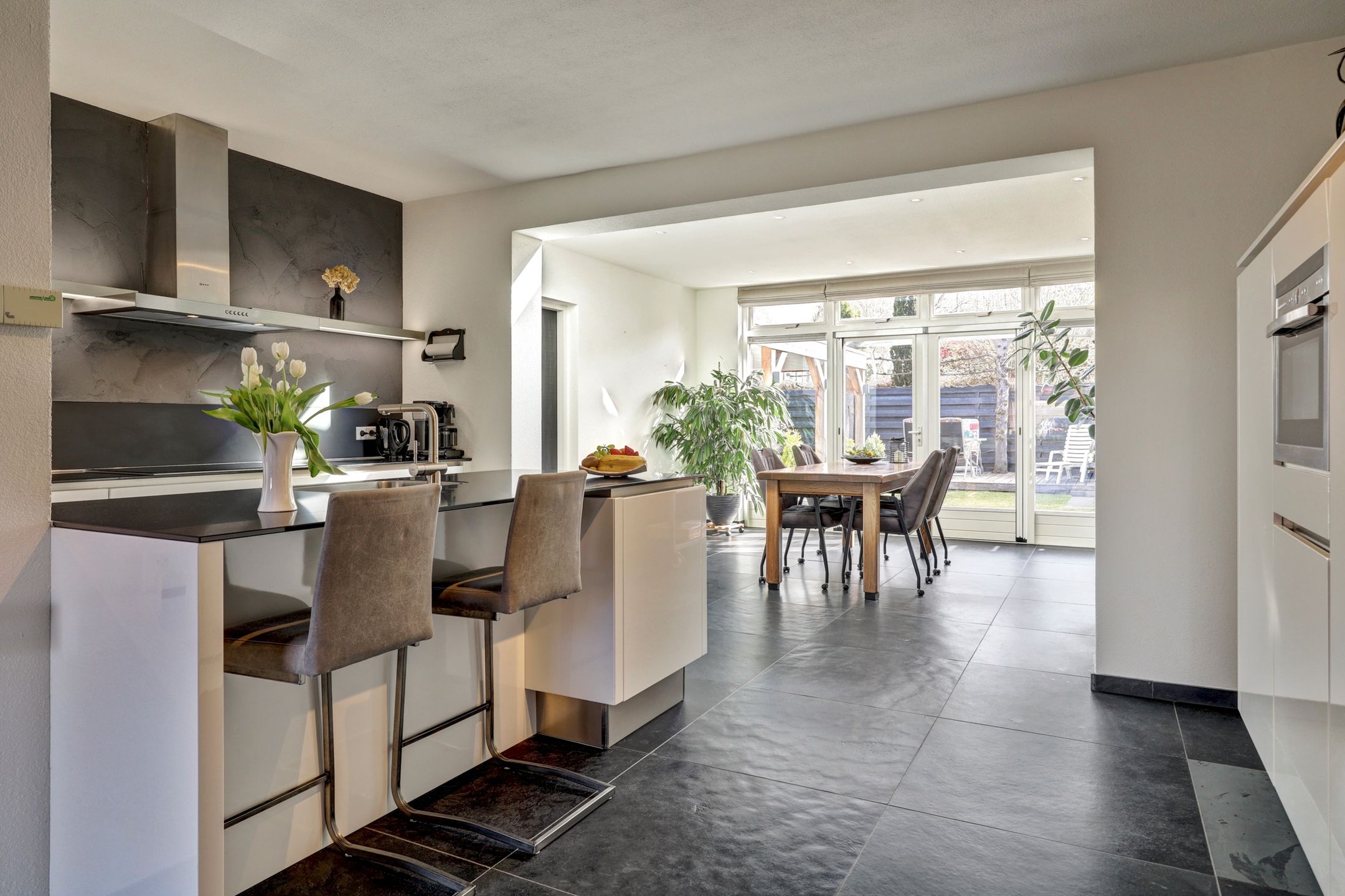 Foto 21 van van der Marckstraat 6