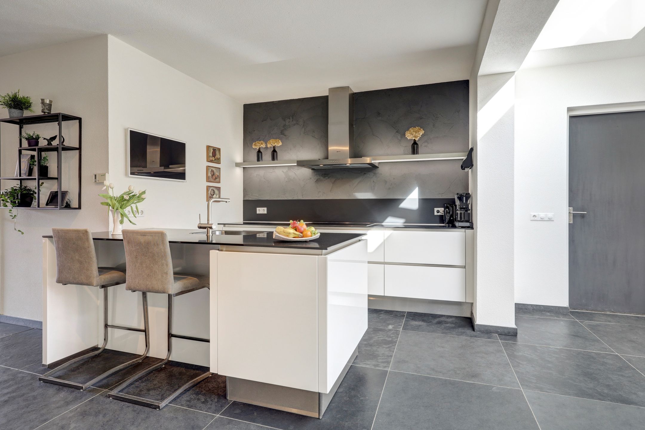 Foto 3 van van der Marckstraat 6