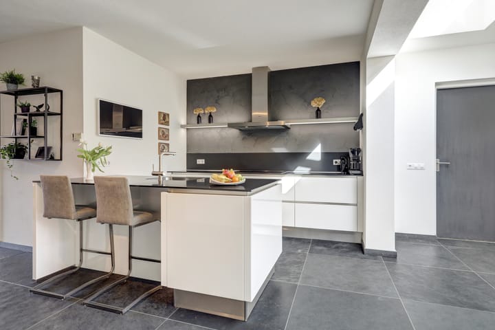 Foto 3 van van der Marckstraat 6