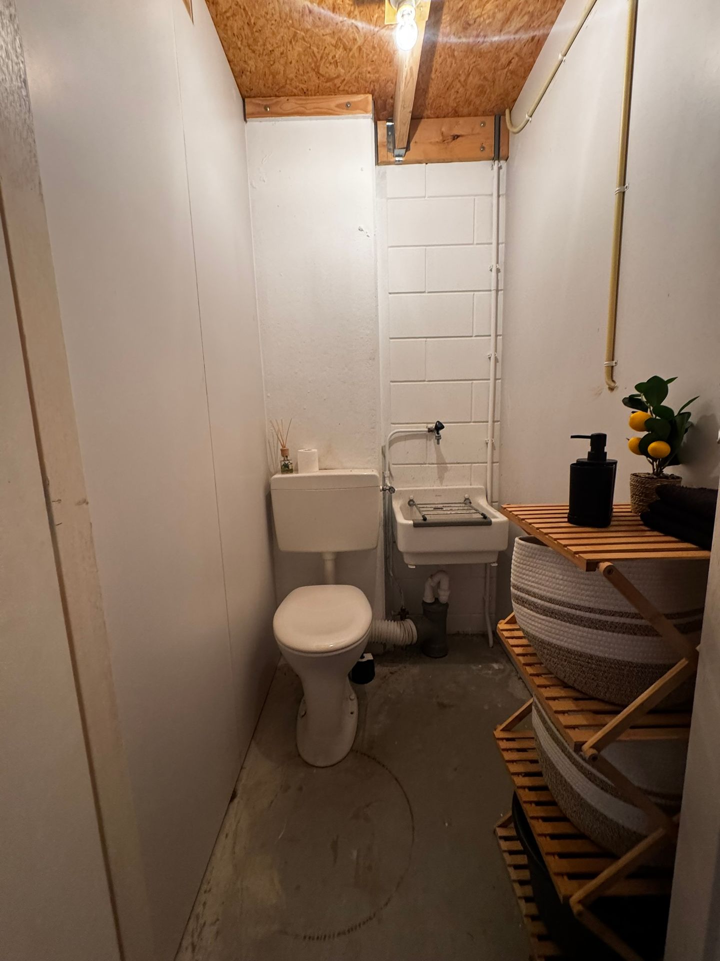 View photo 5 of Noord 241