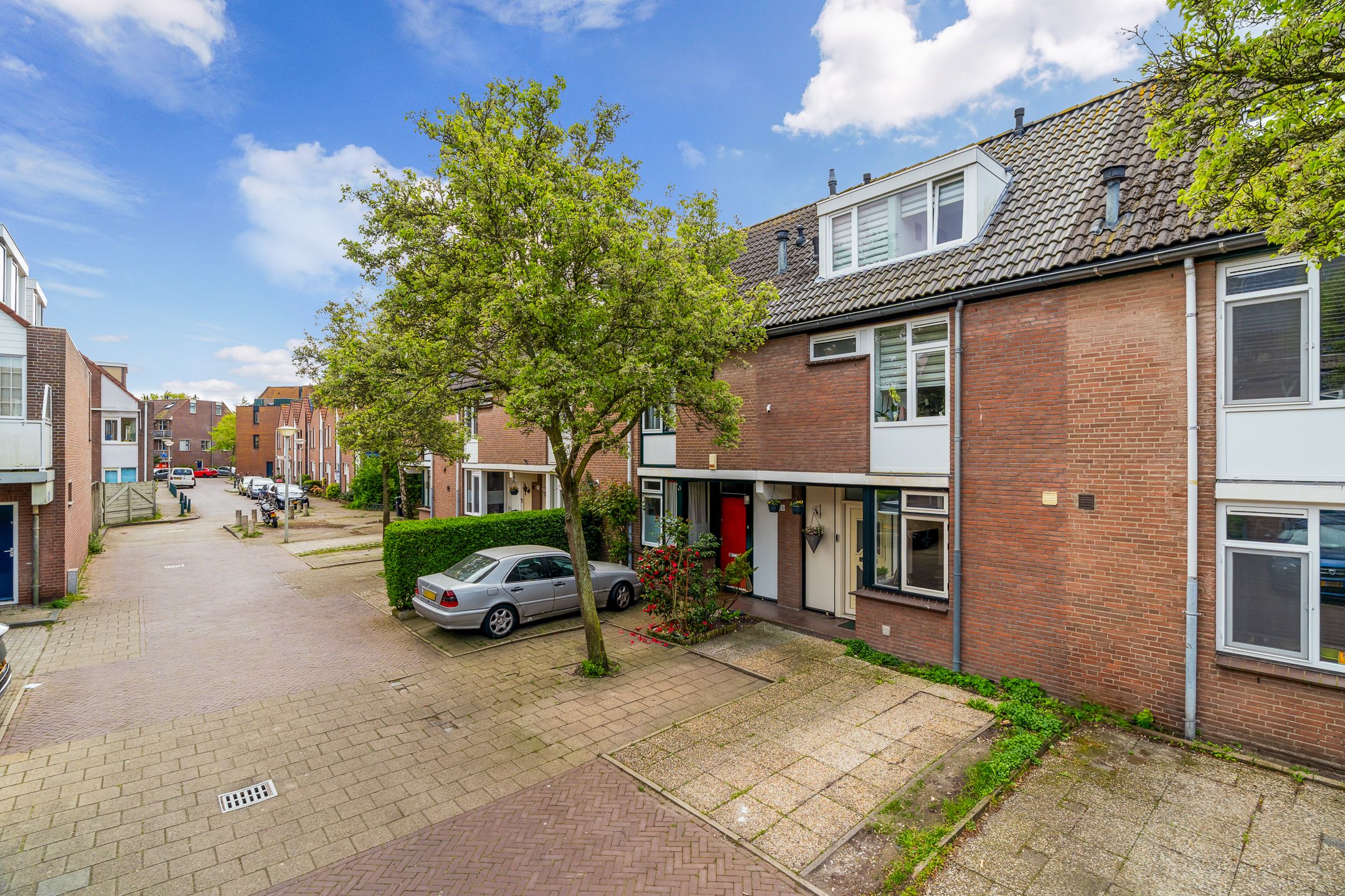 Eric Satieplantsoen 28 