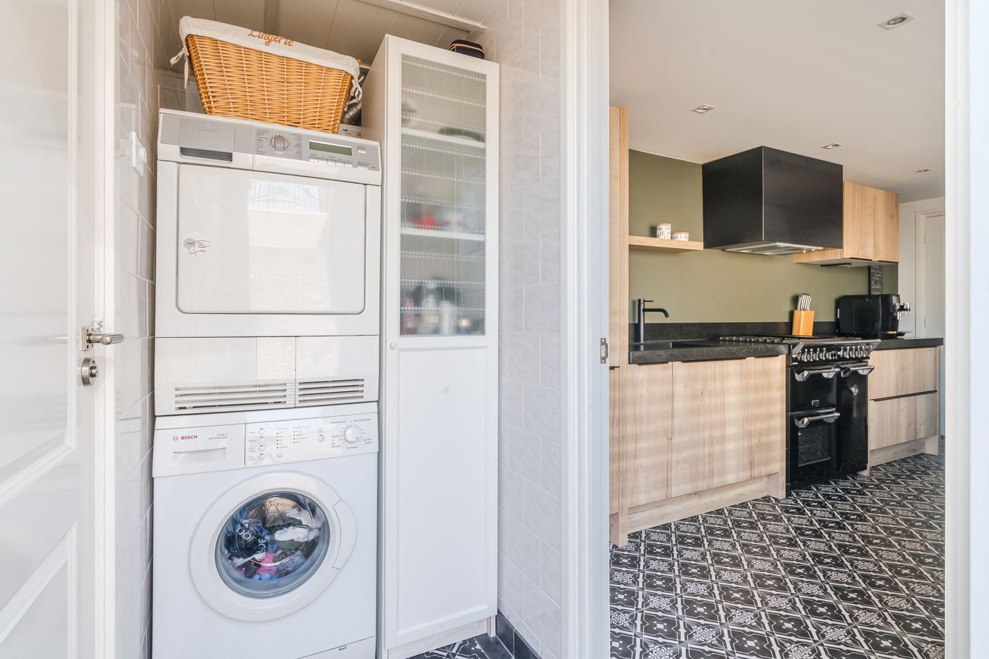 Foto 14 van Molenbochtstraat 79