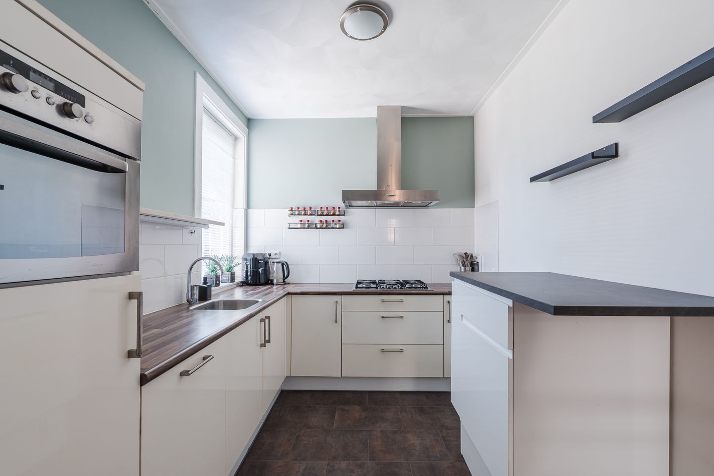 Foto 19 van Dr. Jan ten Brinkstraat 5