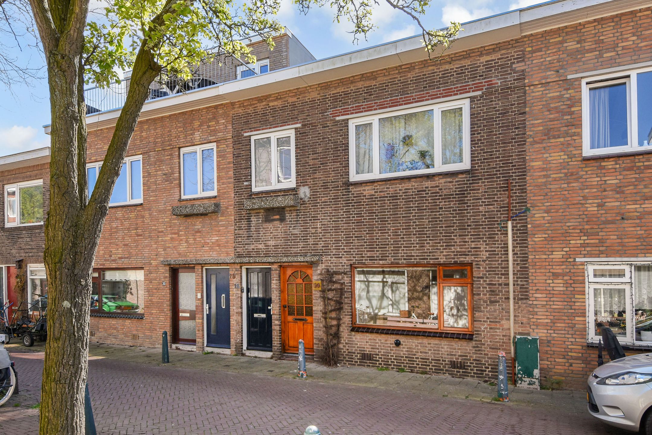 Burgemeester Waldeckstraat 14 