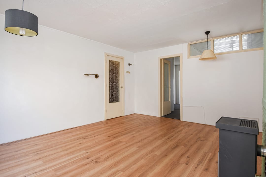 Foto 13 van Burgemeester Waldeckstraat 14