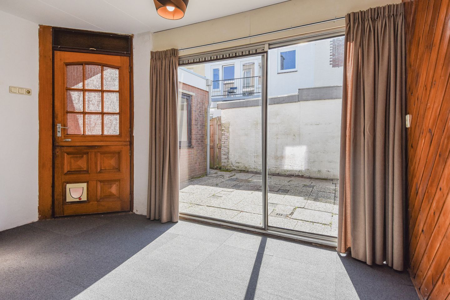 Foto 25 van Burgemeester Waldeckstraat 14