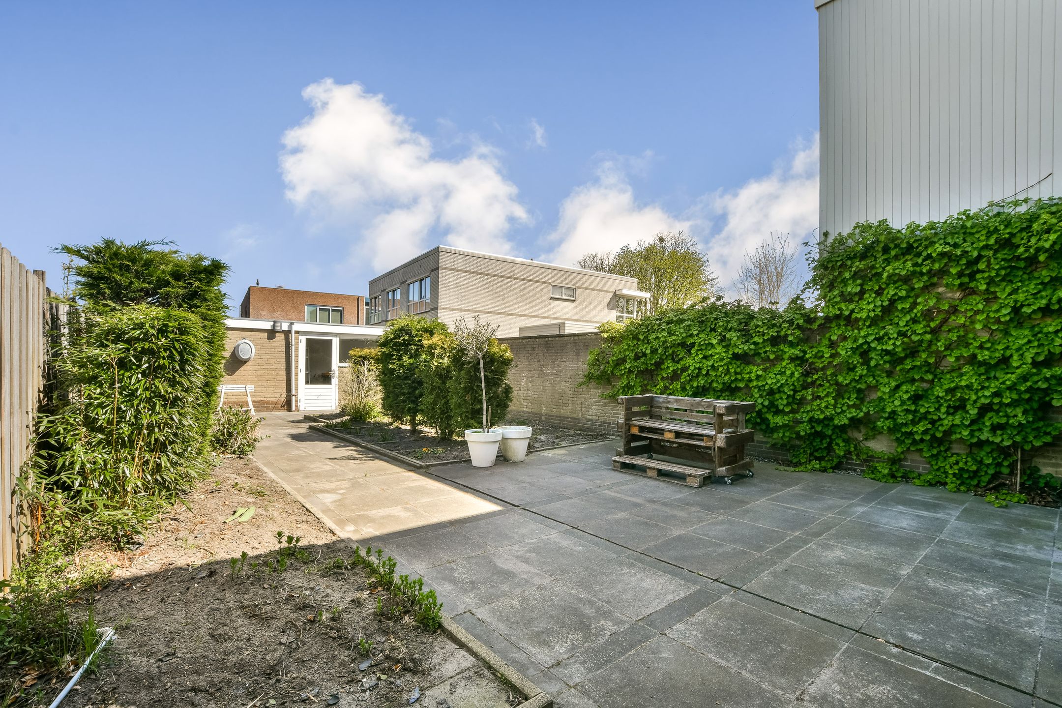 Foto 9 van Menneweg 51