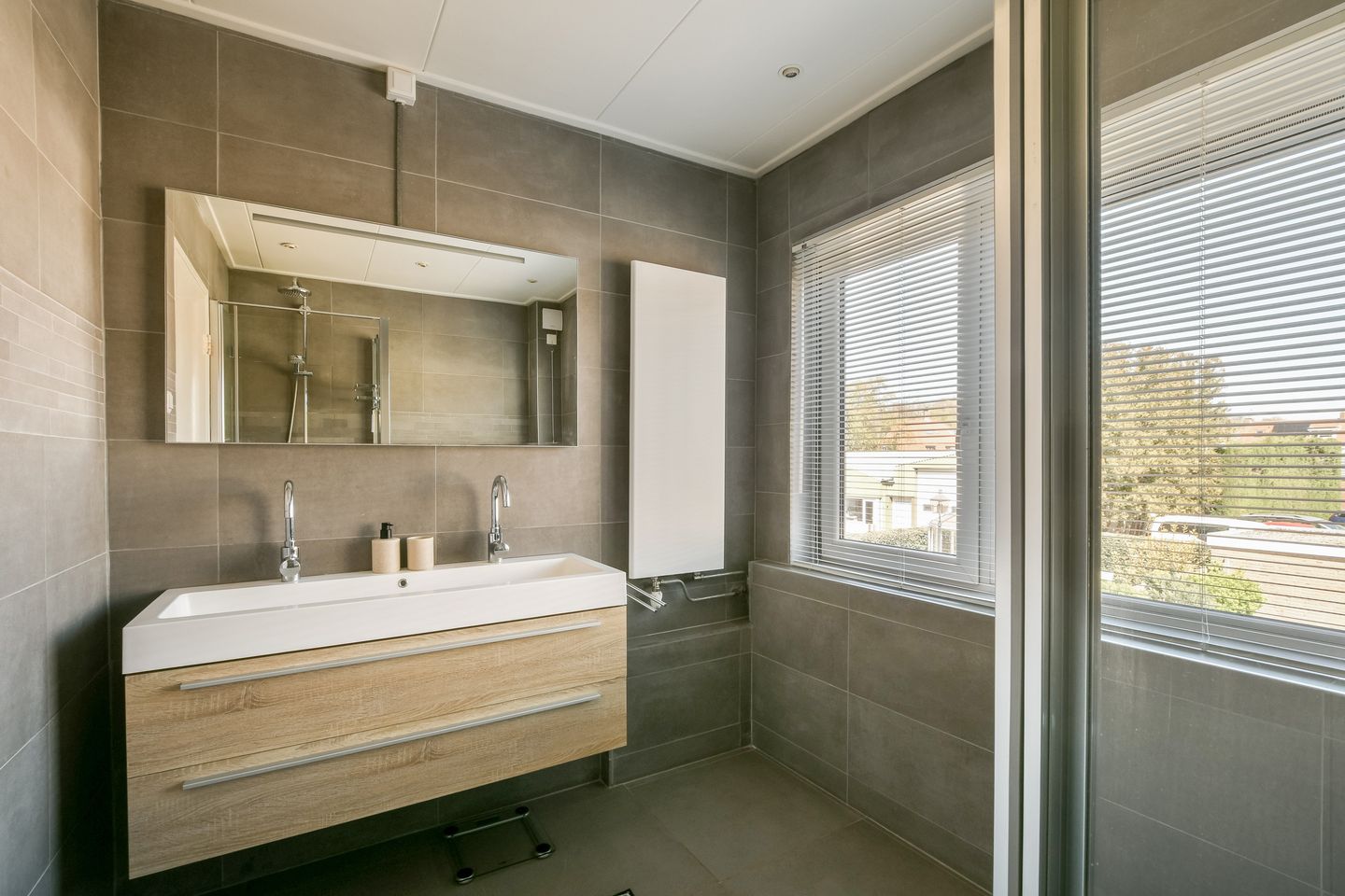 Foto 20 van Menneweg 51