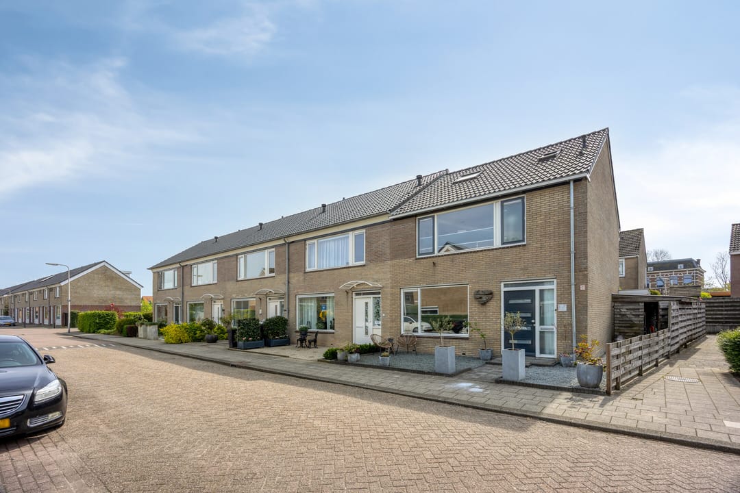 Foto 31 van Esdoornstraat 9