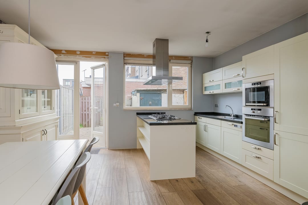 Photo 7 of Van Speijkstraat 23