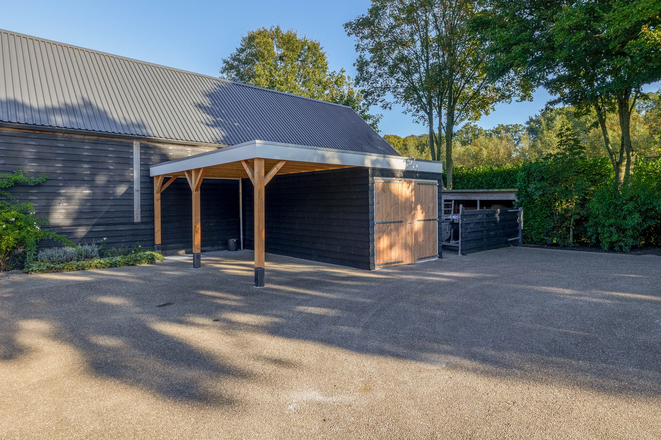 Foto 15 van Provincialeweg Oost 64