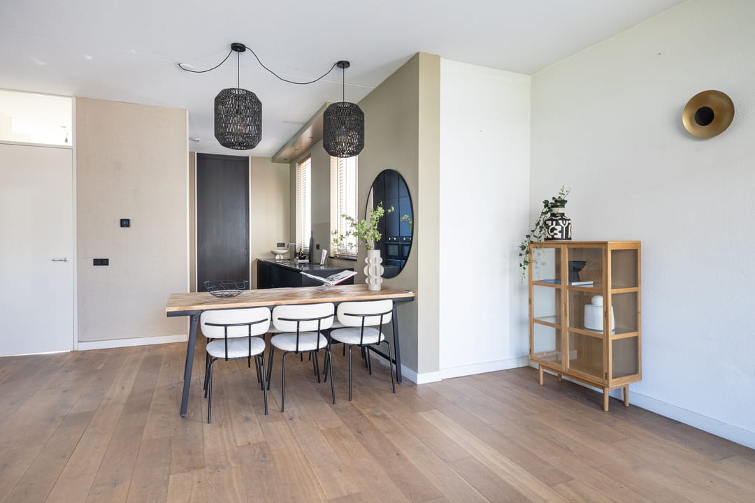 Spacious corner home with private garden and rooftop terrace in Woerden city center — 17