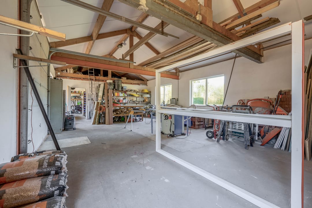 Foto 52 van Provincialeweg Oost 64