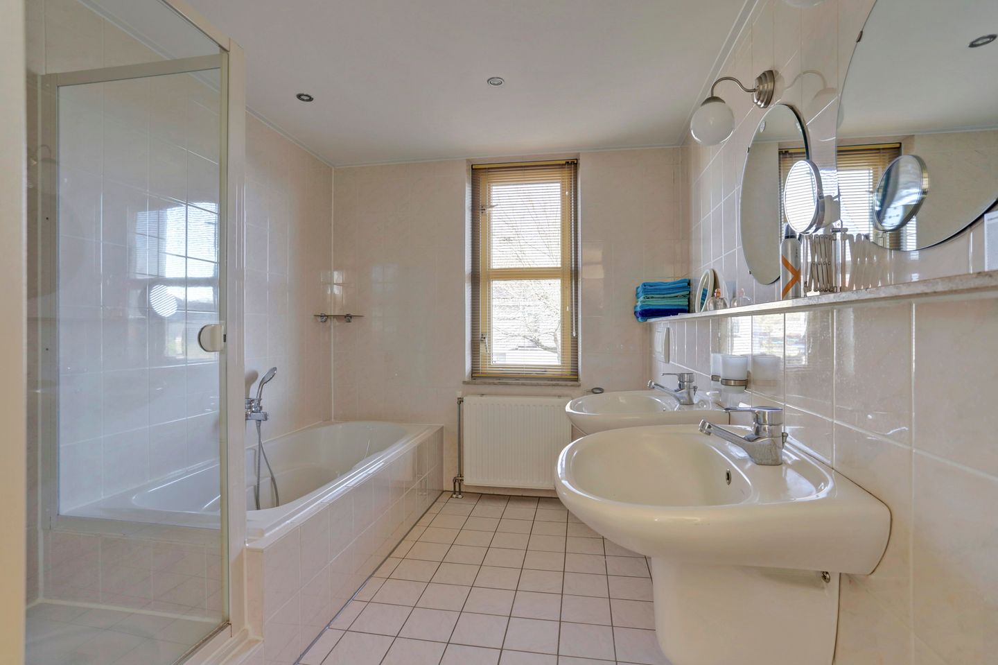 Foto 29 van Twijnspil 42