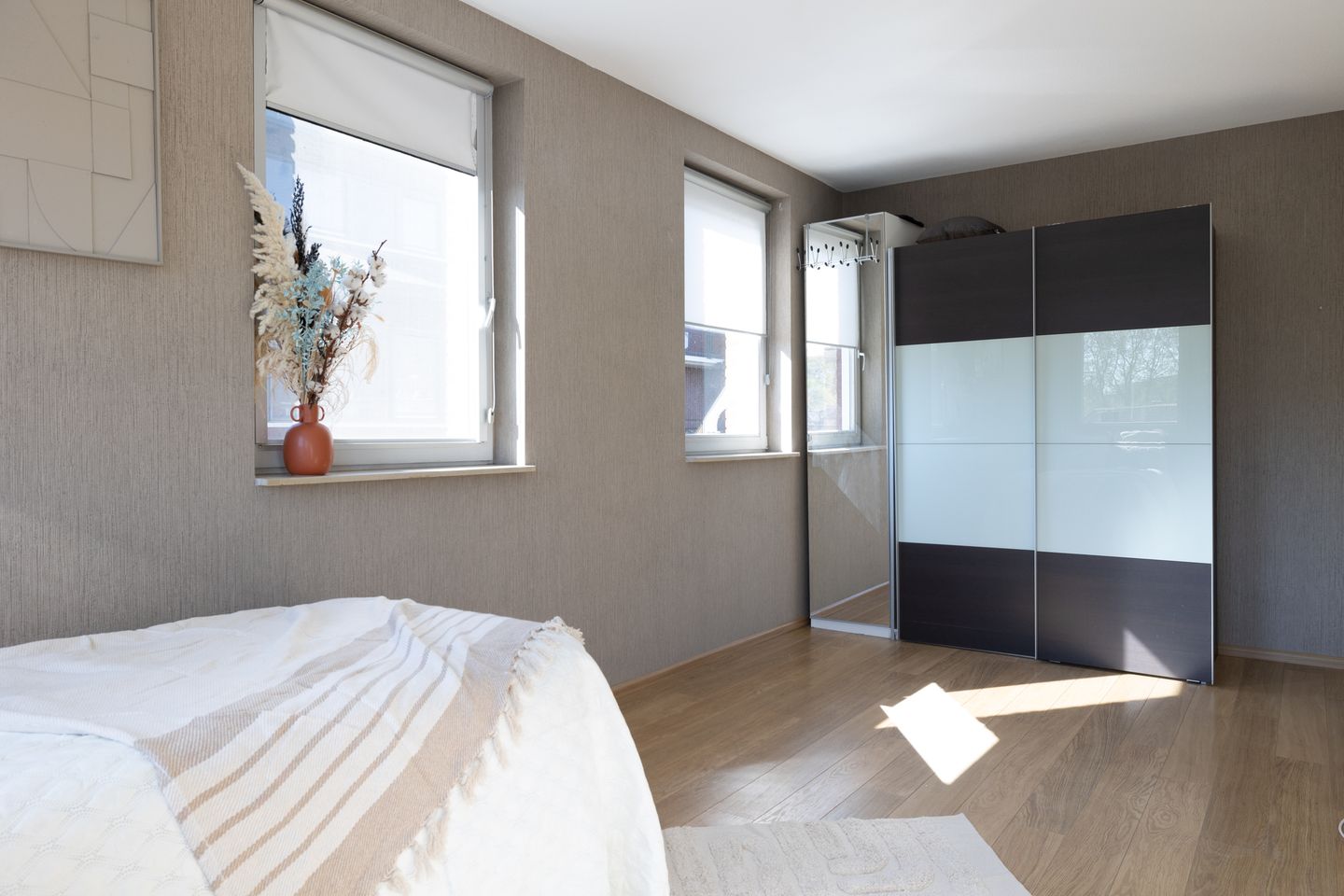 Spacious corner home with private garden and rooftop terrace in Woerden city center — 29