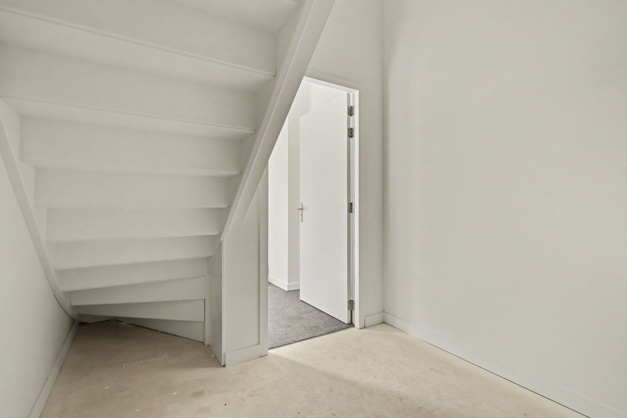 Foto 9 van Lange Vorststraat 89-B