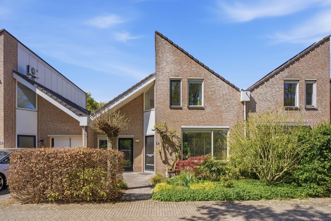 Photo 1 of Harriët Freezerlaan 66