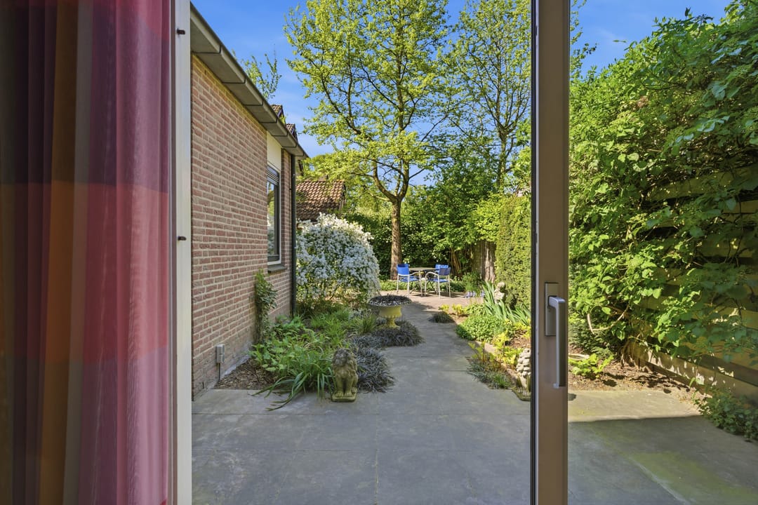 Photo 32 of Harriët Freezerlaan 66