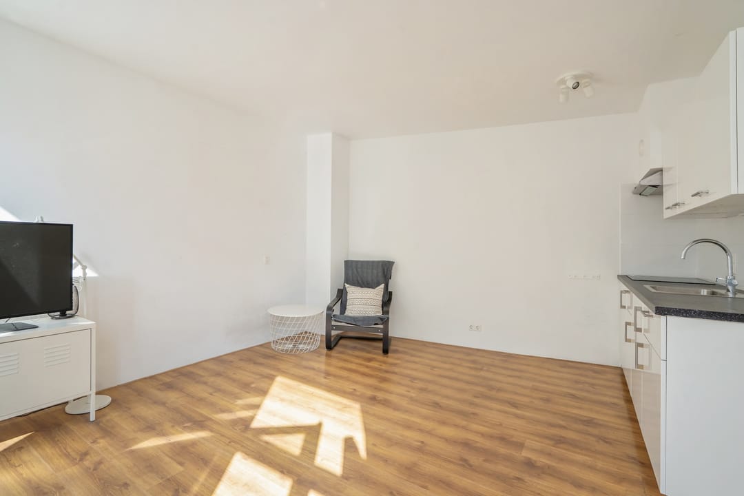 Photo 11 of Javastraat 126-A