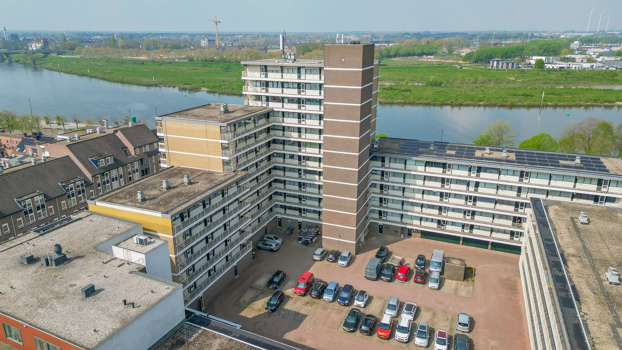 Foto 30 van Maaskade 66