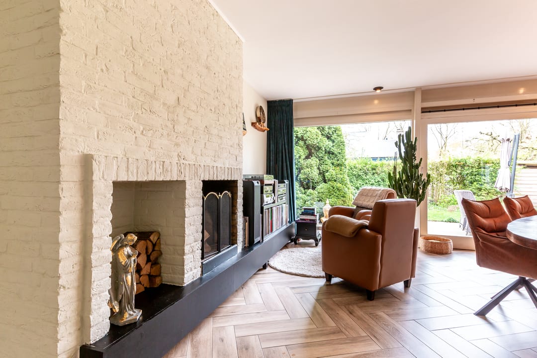 Spacious detached villa with ground floor bedroom and bathroom in sought-after Lelystad neighborhood — 8