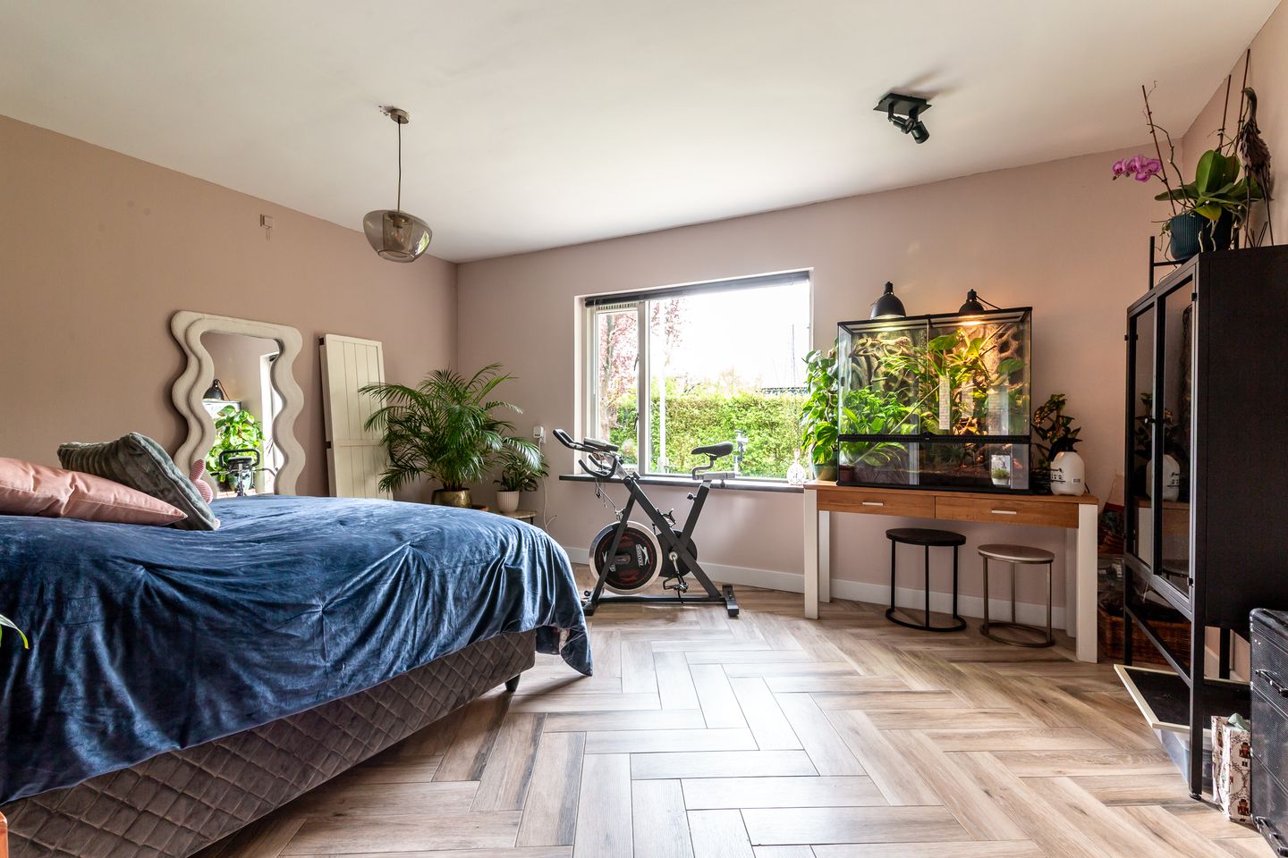 Spacious detached villa with ground floor bedroom and bathroom in sought-after Lelystad neighborhood — 19