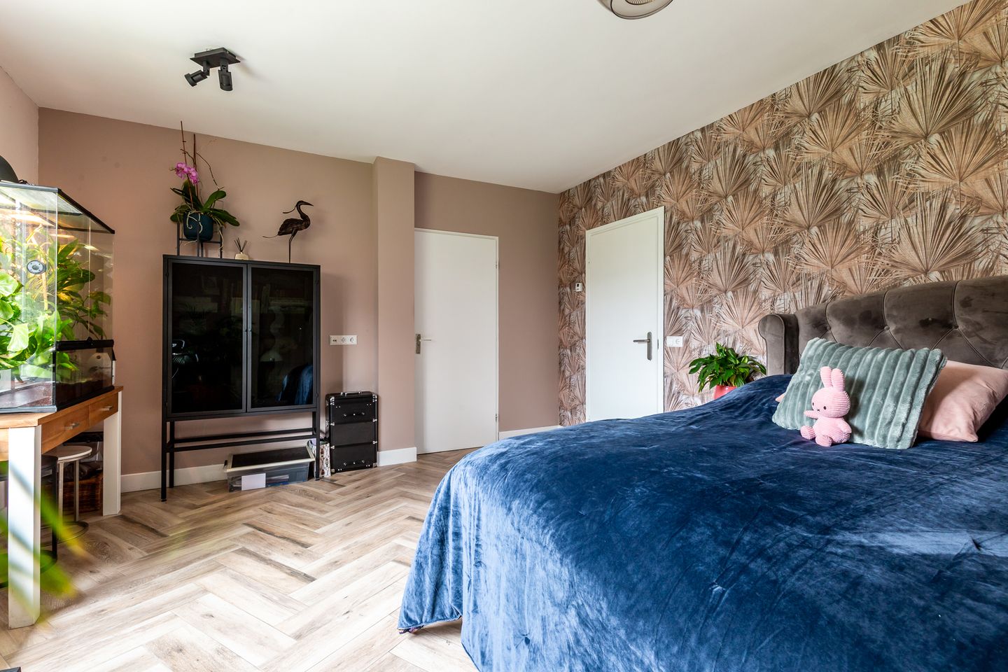 Spacious detached villa with ground floor bedroom and bathroom in sought-after Lelystad neighborhood — 20