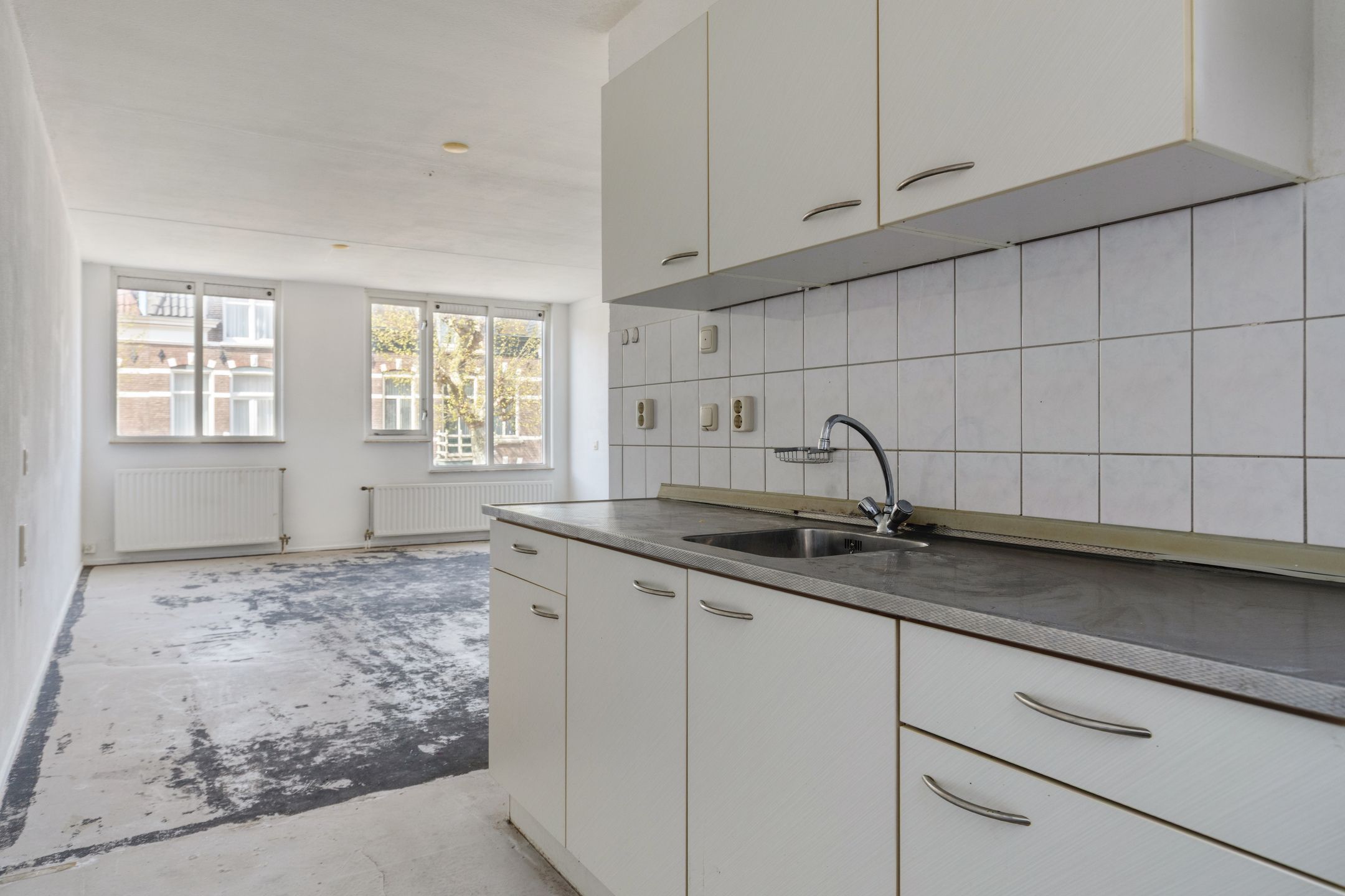 Photo 12 of Van Dishoeckstraat 140