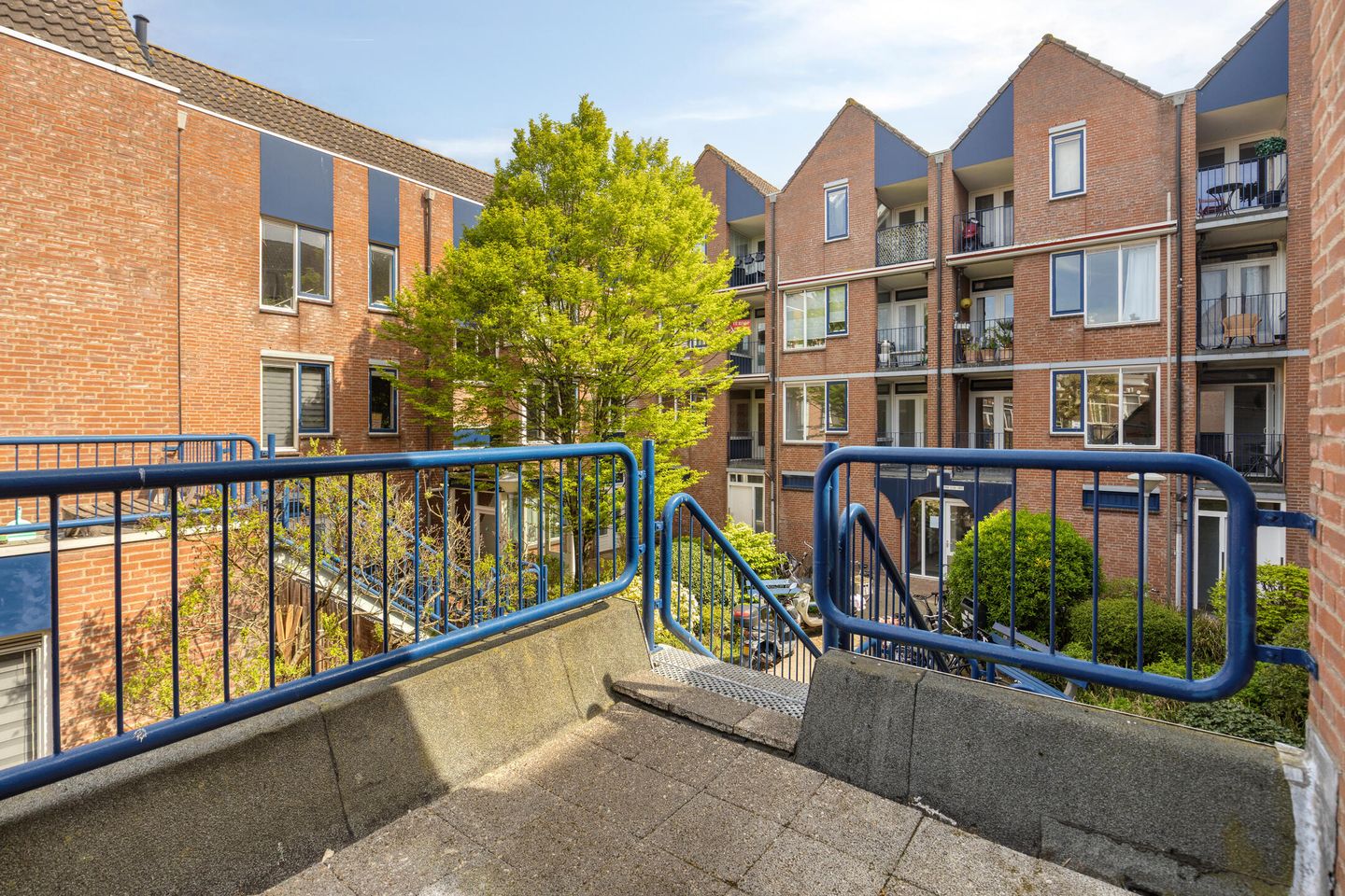 Photo 25 of Van Dishoeckstraat 140