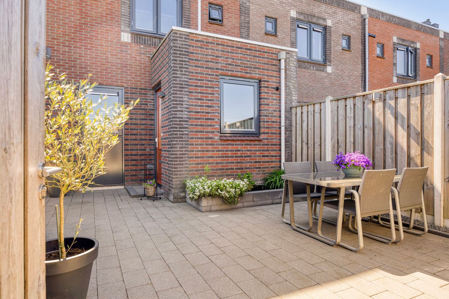 Foto 10 van Fibula 63