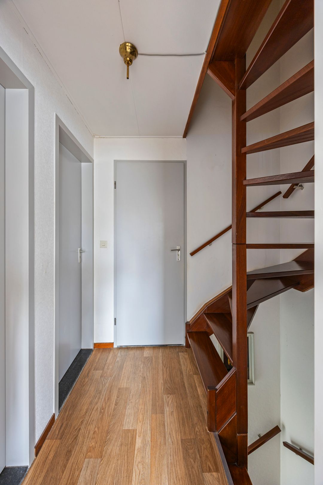 Photo 16 of Margarethastraat 10