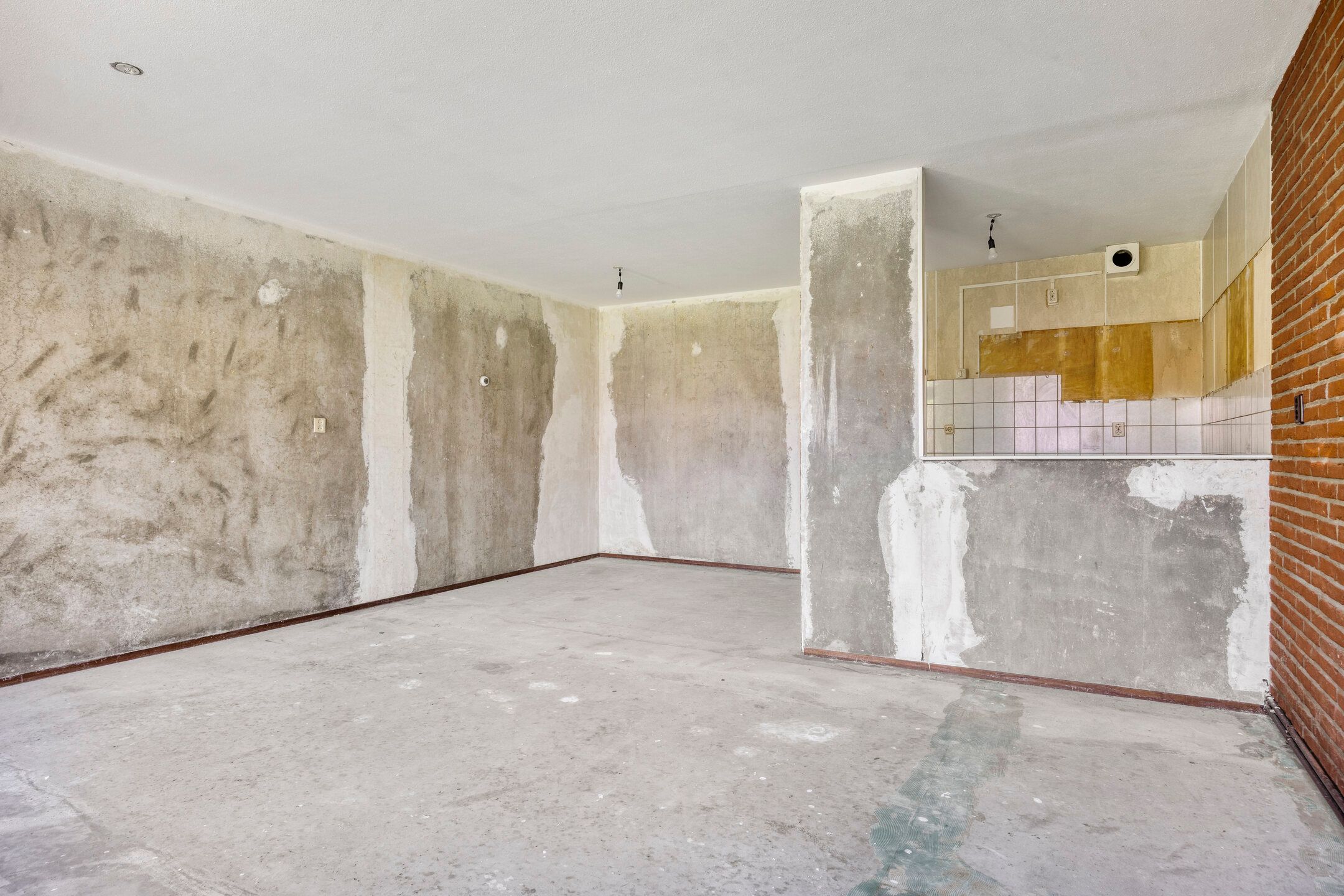 Renovation Apartment with South-Facing Balcony in Amsterdam Noord — 12