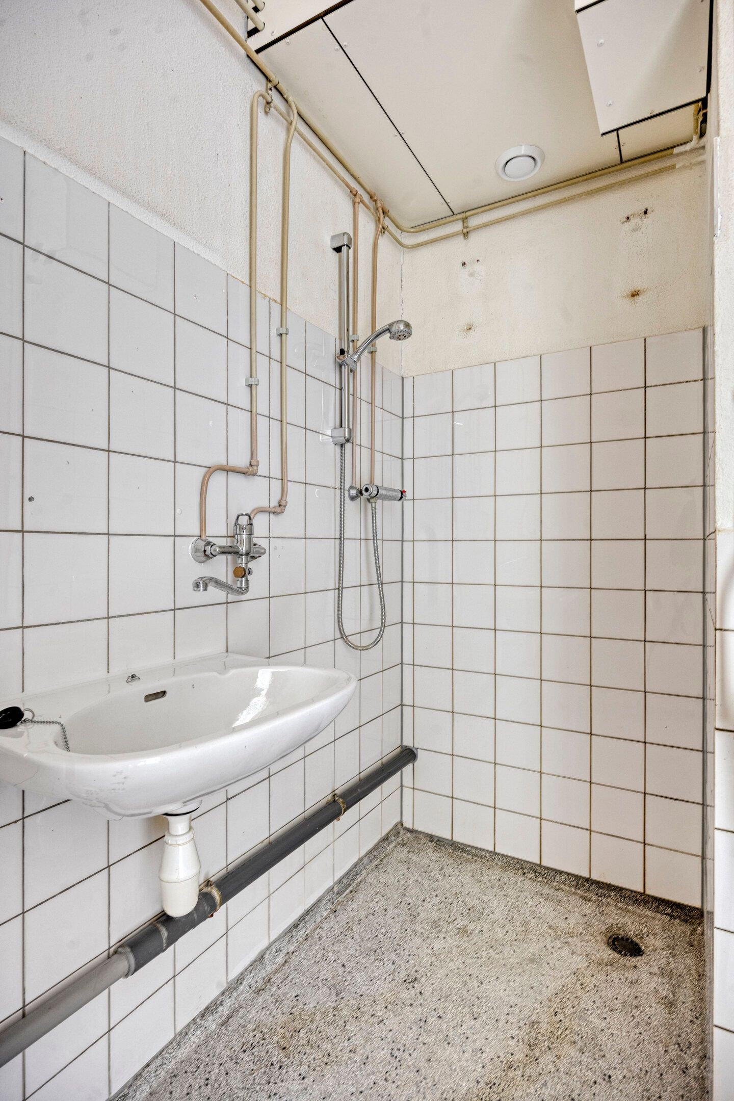 Renovation Apartment with South-Facing Balcony in Amsterdam Noord — 18