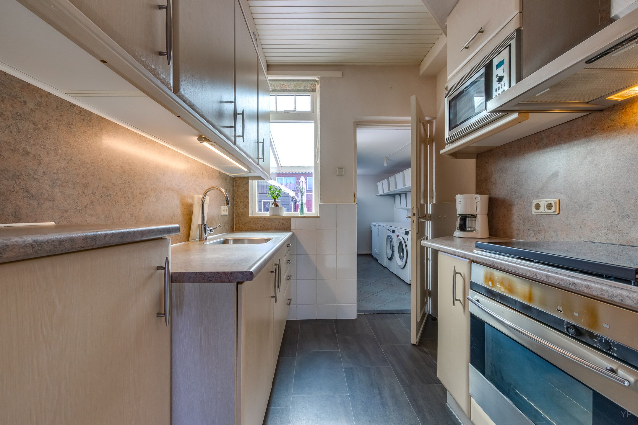 Photo 3 of Biesboschlaan 8