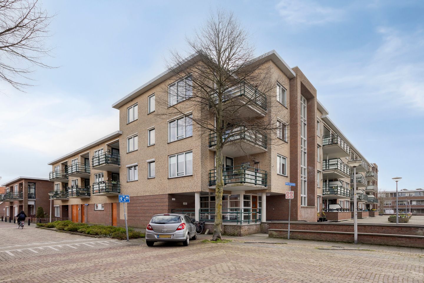 Foto 25 van Willem-Alexanderplein 60