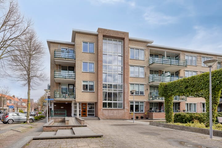 Photo 2 of Willem-Alexanderplein 60