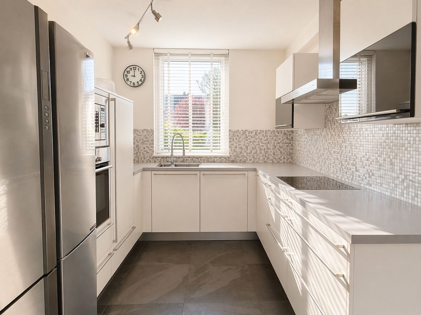 Photo 3 of Jane Addamslaan 46