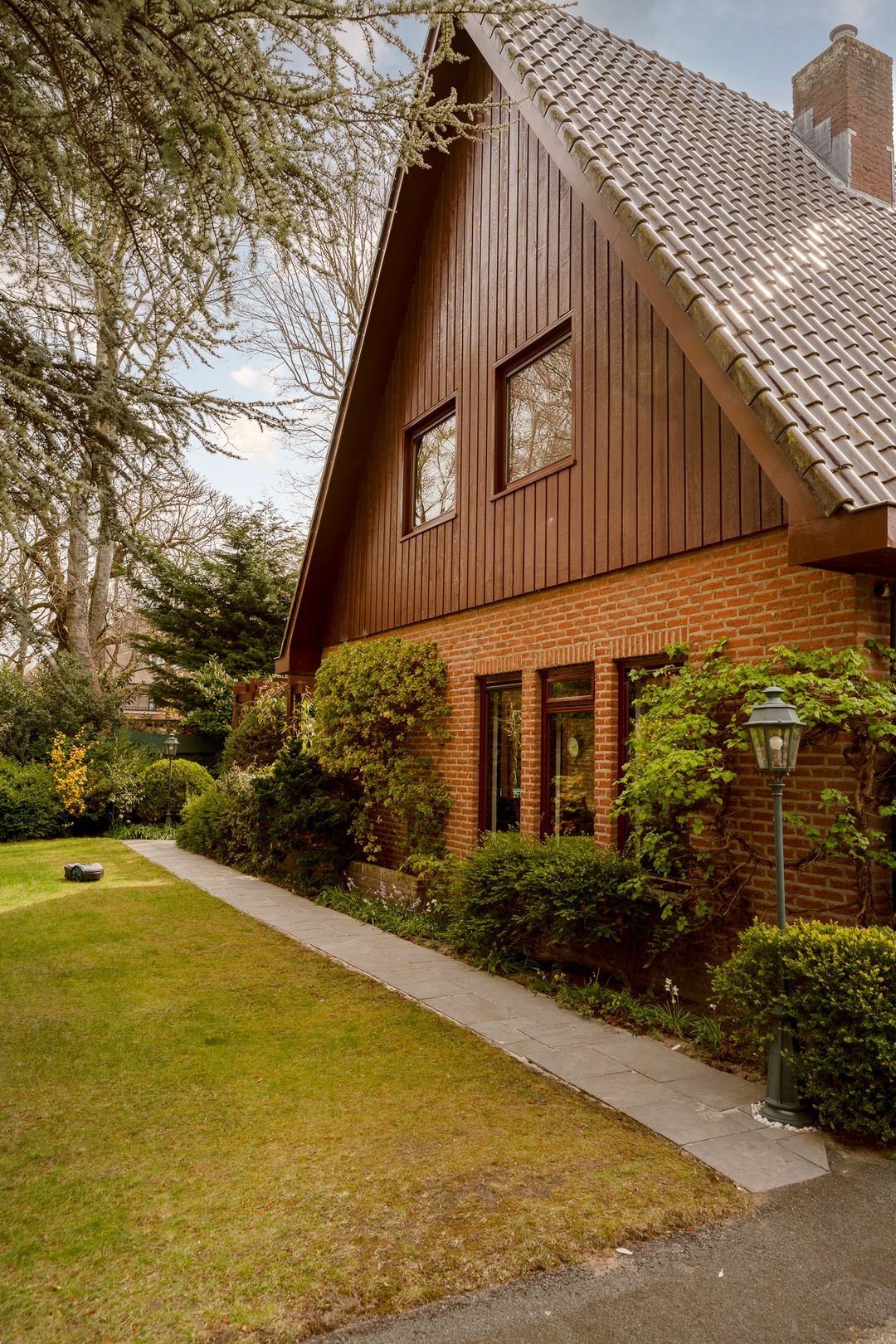 Distinctive villa with energy label A in popular De Kieviet neighborhood — 8