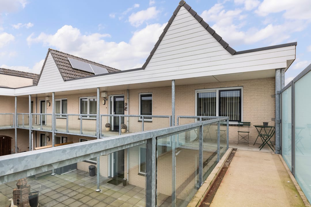 Foto 2 van Passage 15