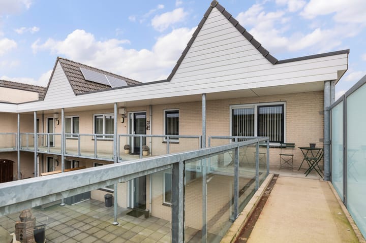 Foto 2 van Passage 15