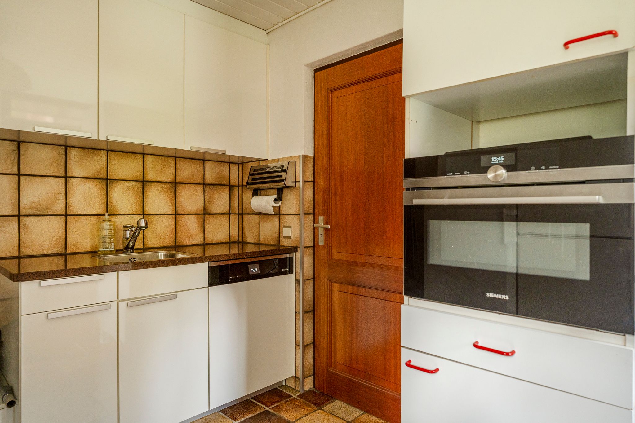 Distinctive villa with energy label A in popular De Kieviet neighborhood — 24