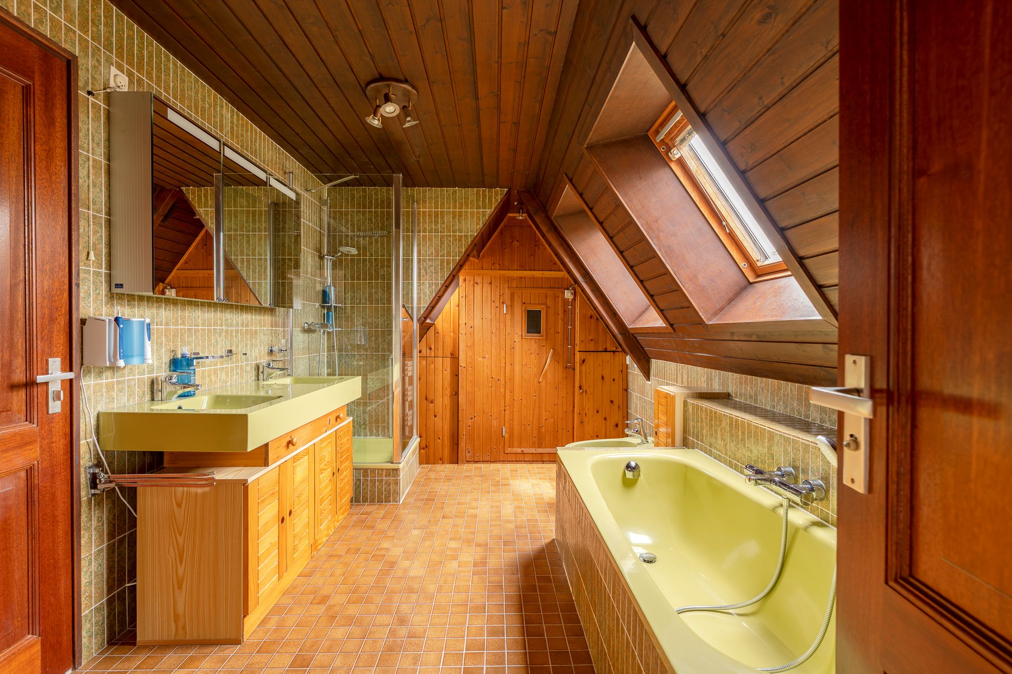 Distinctive villa with energy label A in popular De Kieviet neighborhood — 42