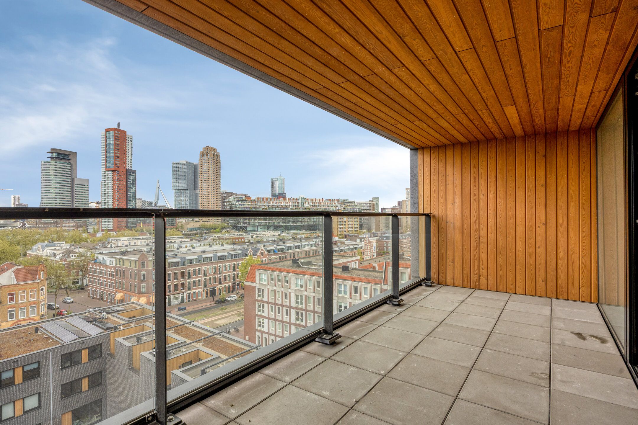 Foto 3 van Maashaven N.z. 667