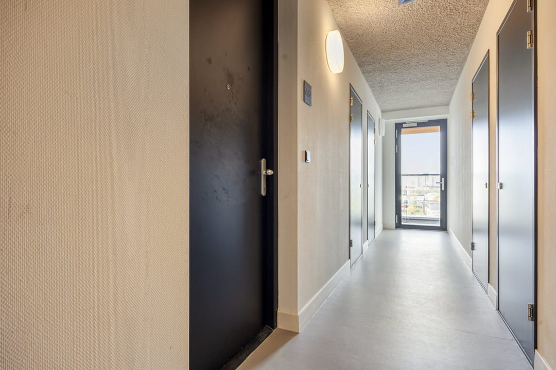 Foto 8 van Maashaven N.z. 667