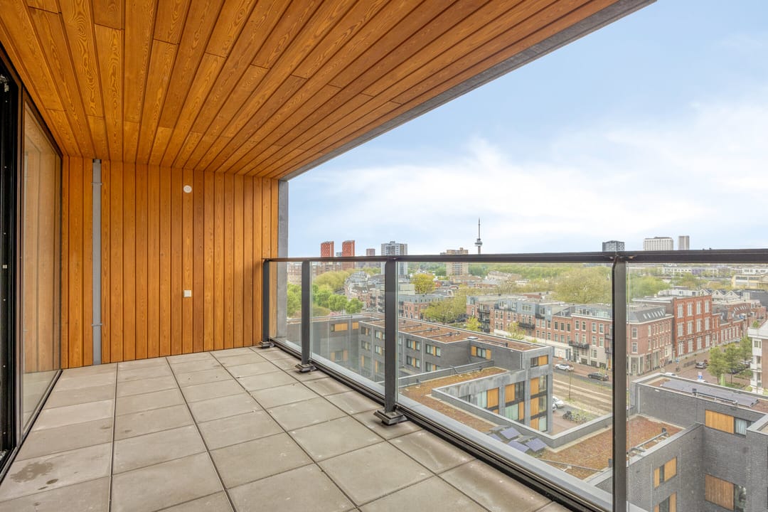 Foto 13 van Maashaven N.z. 667